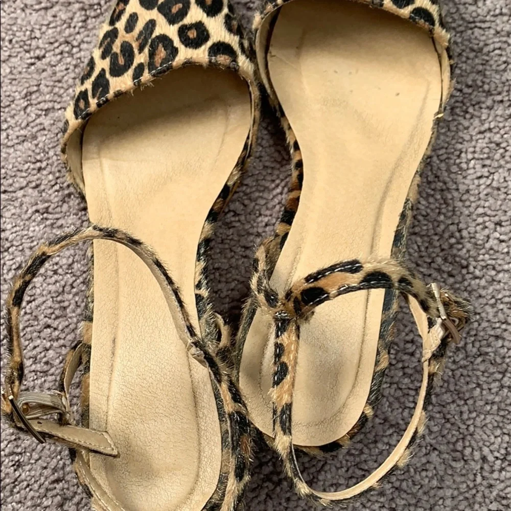 VTG inspired calf hair leopard print heels! - Picture 7 of 12